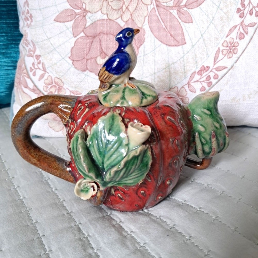 Antique Qianlong Emperor's Qing Dynasty Hand Made Strawberry Blue Bird Teapot